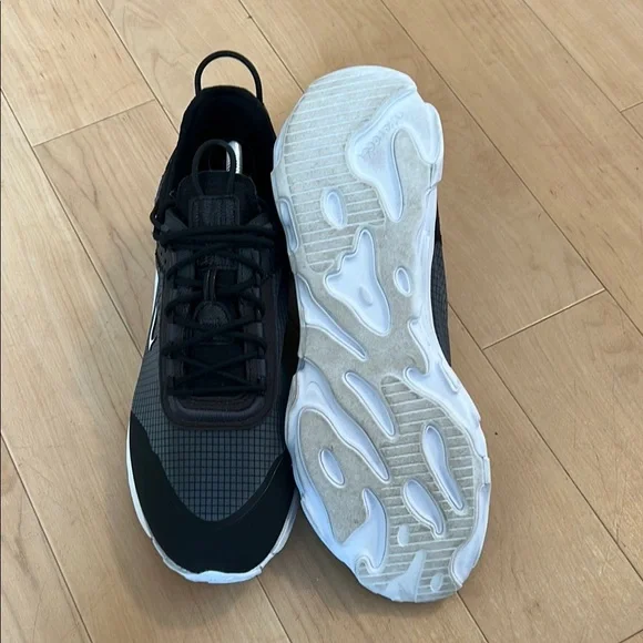 NIKE Men's React Live Running Shoe - Picture 5 of 16